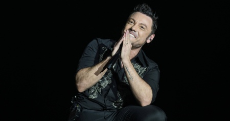 Tiziano Ferro: «Parlerei agli omofobi, se non fossero vigliacchi»