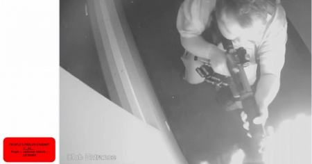 Cinque ergastoli e 2208 anni di carcere al killer del nightclub gay