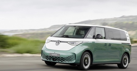 Volkswagen, l’ID.Buzz ora è anche a passo lungo