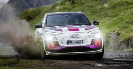 Audi Q6 e-tron: le luci diventano vive 