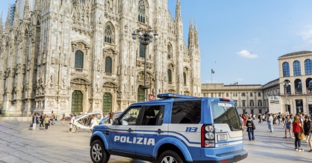 Milano: 18enne investito e ucciso da un'auto sul marciapiede