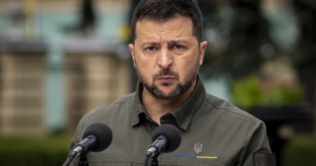 Zelensky bacchetta il ministero della difesa