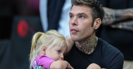 Il malore, il ricovero, la cura della depressione: Fedez racconta
