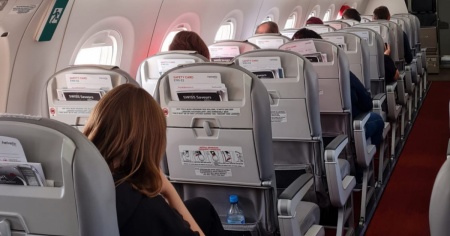 Swiss lascia a terra 12 passeggeri, ma l'aereo è mezzo vuoto
