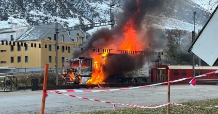 Furka: camion in fiamme su treno trasporto veicoli, tratta chiusa