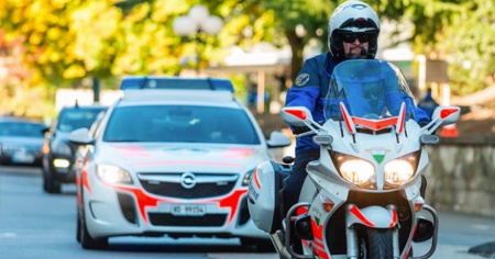 Investito da un auto mentre era sulle strisce, muore 86enne