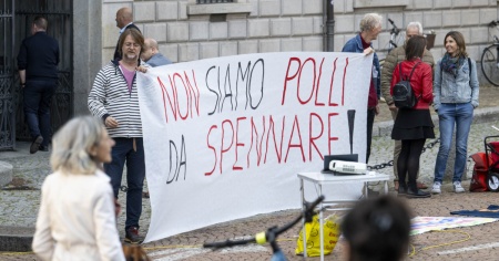 Le mani nelle tasche del ceto medio, degli anziani, dei disabili