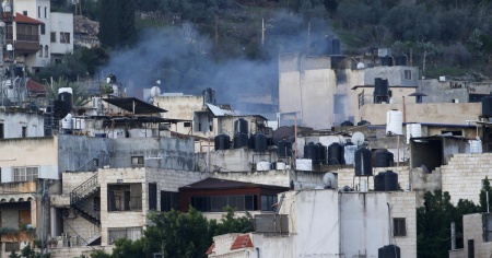 Bombardato un campo profughi, almeno 13 morti