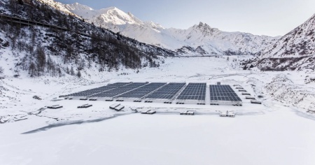 Fotovoltaico in alta quota, Davos dice un chiaro sì