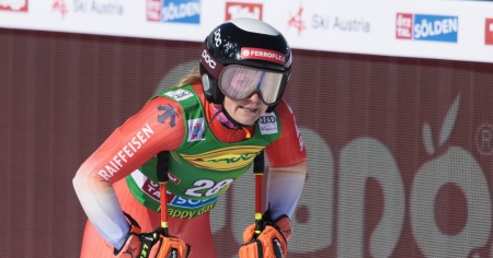 Infortunio a una caviglia per Simone Wild