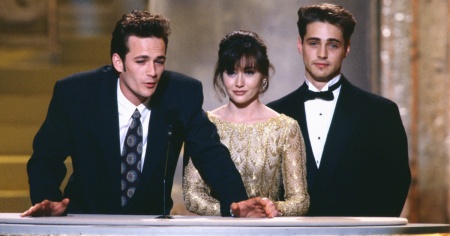 Doherty piange ricordando Luke Perry: «Pensavo sarei stata la prima ad andarmene»