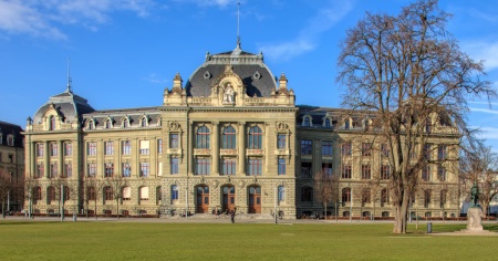 Dopo le polemiche, è stato sciolto l'istituto per gli studi sul Medio Oriente