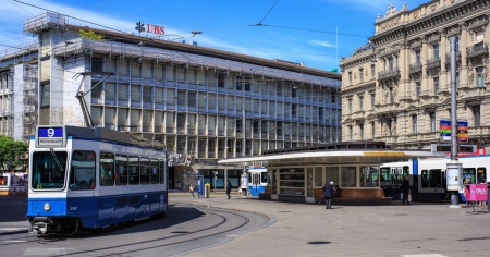 UBS/CS, il tribunale commerciale raggruppa le cause sulla fusione