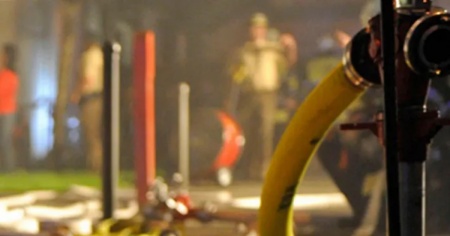 Incendio in cucina, due intossicati e due gatti morti