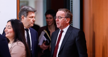 «Putin cerca di destabilizzarci»
