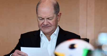 Scholz "non ascolta" il Papa sulla pace