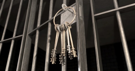Atti sessuali con una detenuta, indagato un agente carcerario