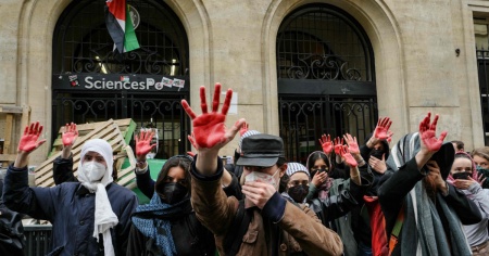 Gli studenti pro Palestina occupano Sciences Po
