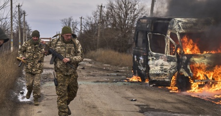 Primi militari francesi a breve in Ucraina, «sono istruttori»