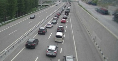 Sei chilometri di coda al San Gottardo: attese di un'ora