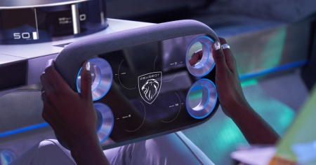 Hypersquare, il volante del futuro disegnato da Peugeot