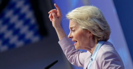 Anche l'Ue fa la guerra alle macchine cinesi