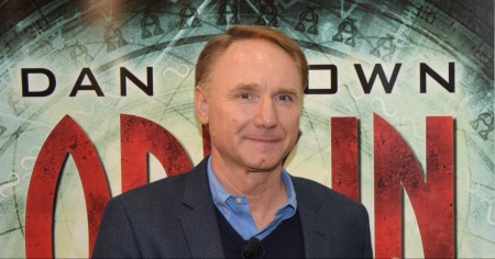 I 60 anni di Dan Brown