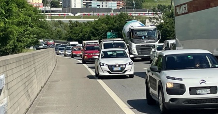 Dopo la panne di questo pomeriggio, la A2 resta intasatissima