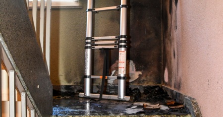 Fumo in casa, due persone tratte in salvo dai pompieri