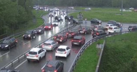 Dopo l'incidente nella Vedeggio-Cassarate il traffico resta da incubo