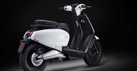 Tennis, l’e-scooter secondo Velocifero
