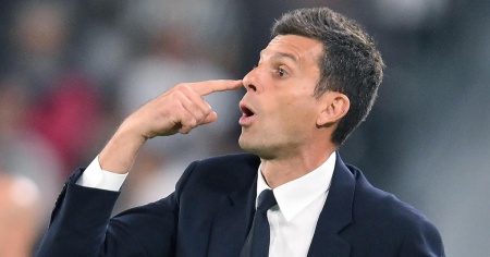 La Juve stende il Genoa, l'Inter passa a Udine