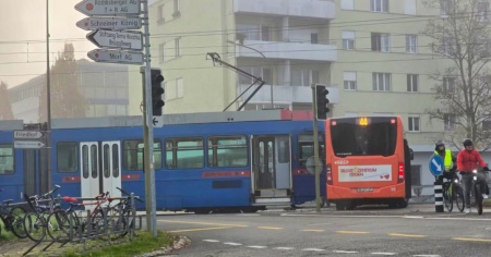 Bus contro tram, sei feriti leggeri vicino a Berna