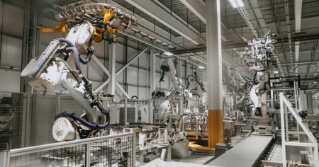 Jaguar: maxi-investimento per trasformare Halewood