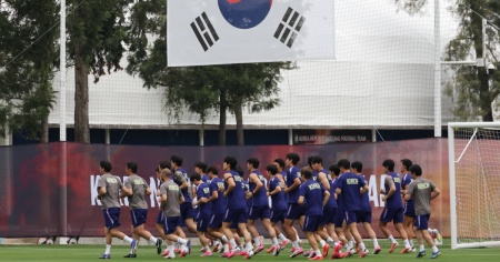 Un drone spia l'allenamento della Corea del Sud