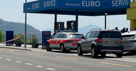 Con la pistola, rapina un distributore di benzina a Cadempino