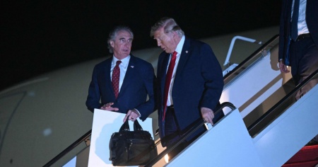 Ira Trump: «Teheran ha abbattuto il nostro Apache, risponderemo»