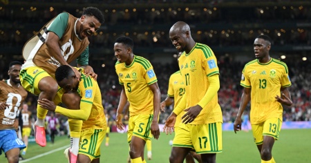 Il Messico spazza via la Cechia, il Sudafrica sorprende la Corea