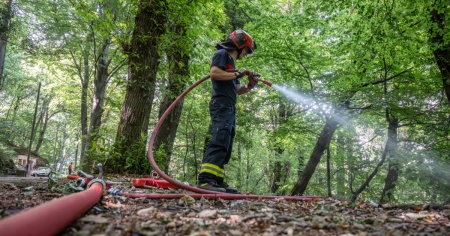 Incendi boschivi, i capi gruppo si formano sul campo