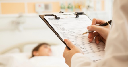 Le sfide della sanità ticinese, tra carenza cronica di personale e una burocrazia soffocante
