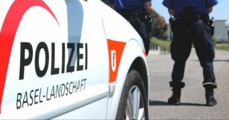 Diversi arresti dopo un tentato furto in un negozio armi