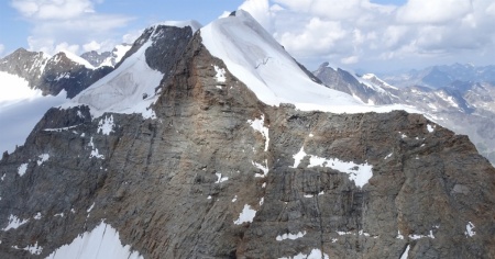 Pontresina, alpinista muore durante la discesa dal Piz Palü