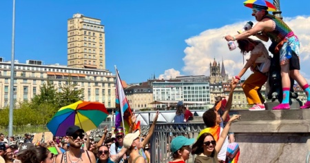Migliaia di persone al Pride della Svizzera romanda