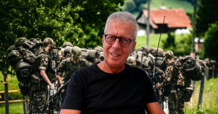 Tra aula e caserma: quando il servizio militare ostacola il futuro dei giovani