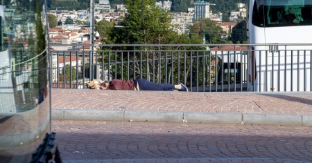 Povertà e solitudine in aumento: Caritas Ticino rafforza la rete di aiuto sul territorio