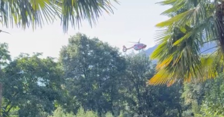 Rega vicino al Cassarate, tre persone recuperate con l'argano