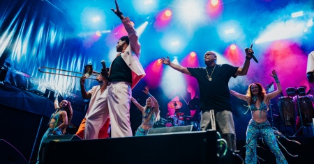 Una grande festa latina con i Gente De Zona