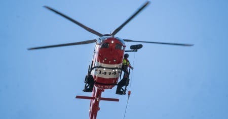 Colpito da una trave, 29enne in pericolo di vita