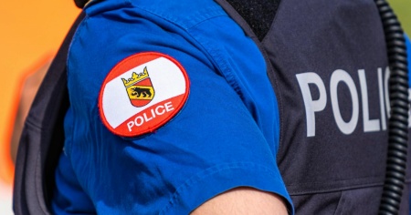 Esce di strada e precipita per 50 metri: muore 72enne