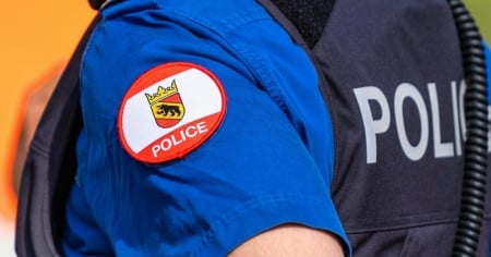 Esce di strada e precipita per 50 metri: muore 72enne